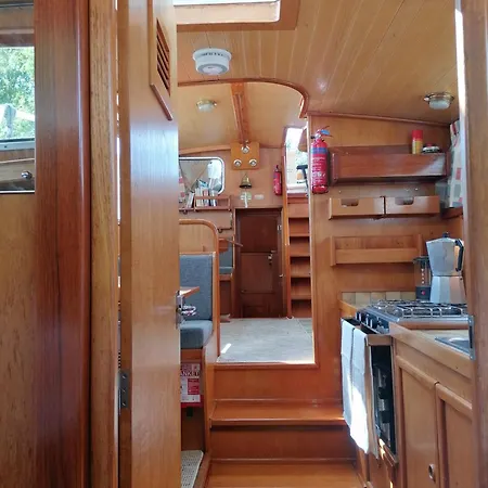 Insolite, Péniche Hollandaise * Cognac