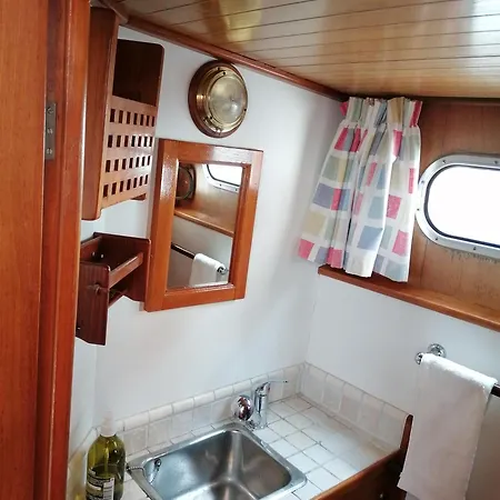 Insolite, Péniche Hollandaise