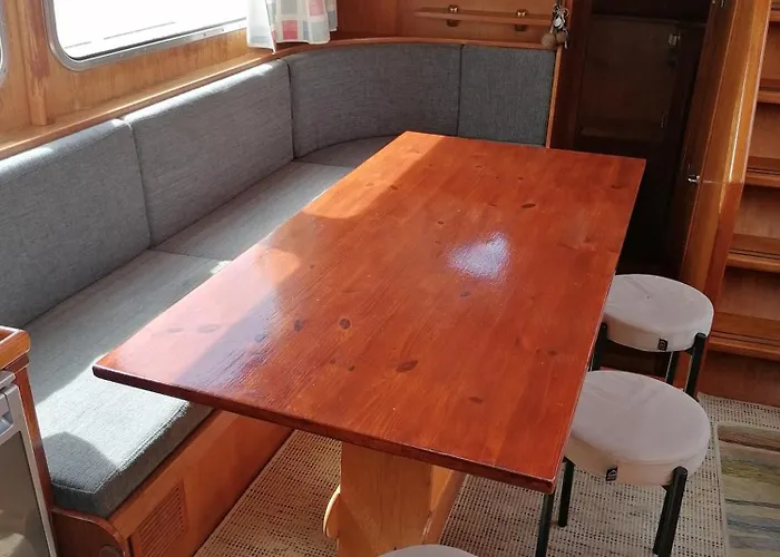 Botel Insolite, Peniche Hollandaise Cognac